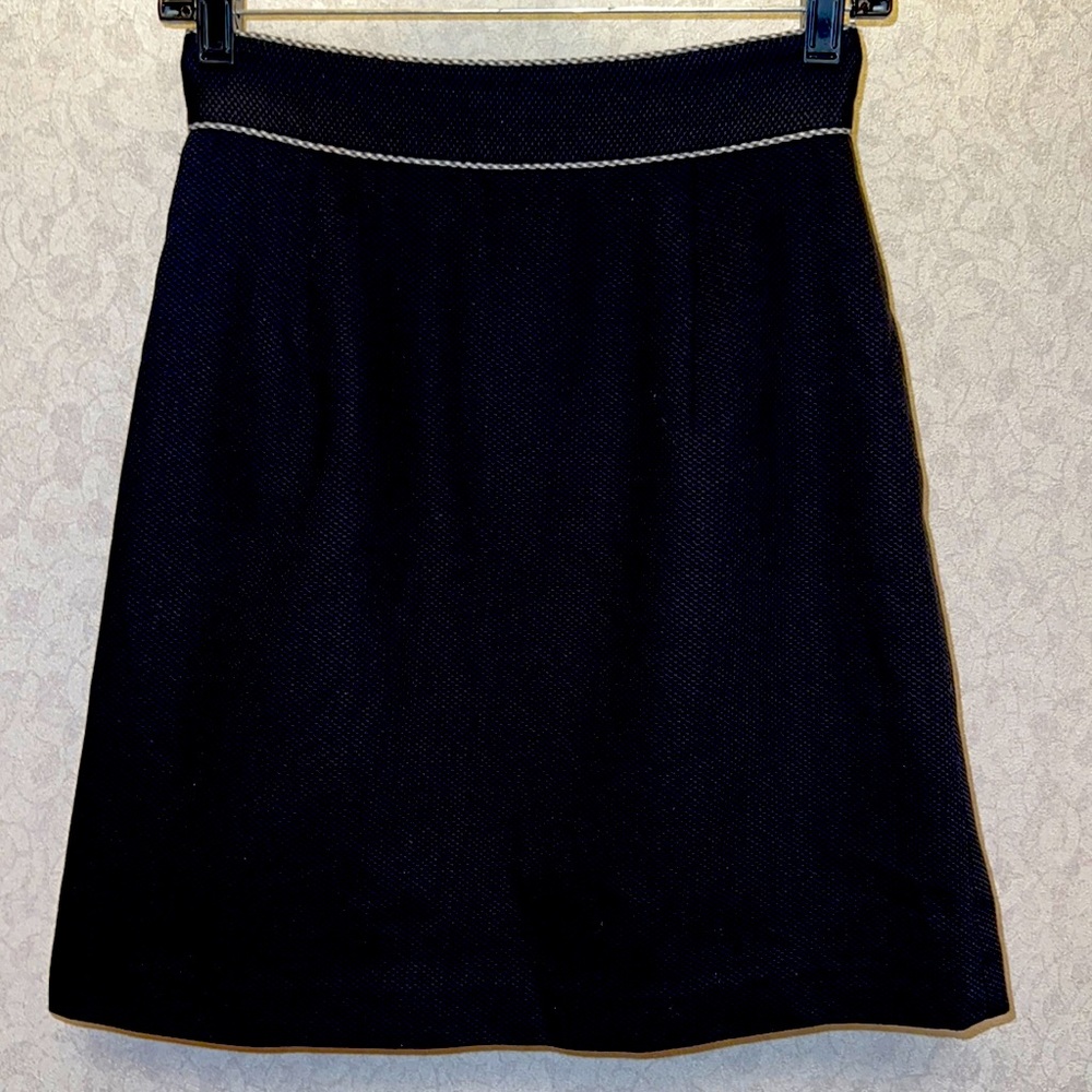 NWOT BARAMI SKIRT IN BLACK WOOL - 🔥PART OF SKIRT SUPER SALE!🔥